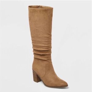 🩵NWT🩵 WOMENS WIDE CALF FAUX SUEDE CAMEL TONE W/MEMORY FOAM INSOLE SIZE 6 WC
